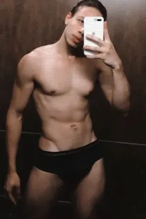 OnlyFans account  yorannan_pqp avatar 1
