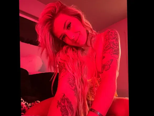 OnlyFans cuenta issabooxxx avatar 1