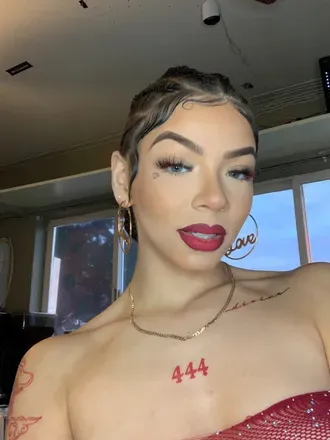 OnlyFans account  thirsttrapper avatar 1
