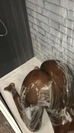 OnlyFans cuenta dripinchocolate header 2