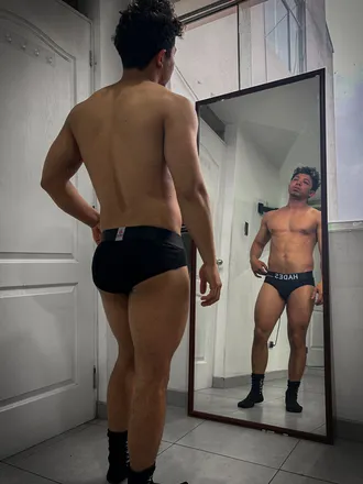 OnlyFans cuenta siviraorlando01 header 2