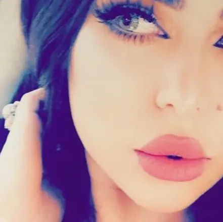 OnlyFans cuenta zooeybellaxxx0 avatar 1