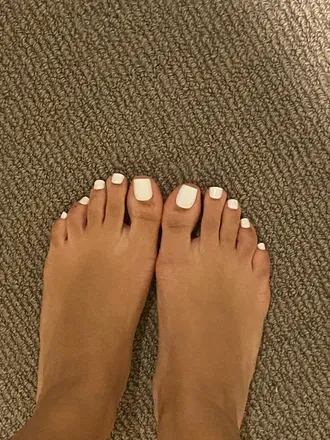OnlyFans cuenta prettyyyfeet18 avatar 1
