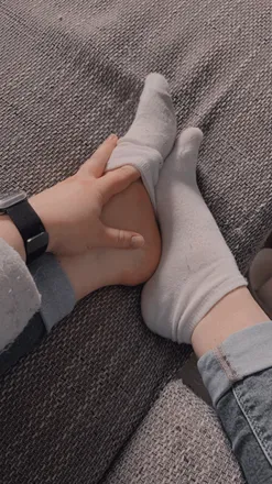 OnlyFans account  mrs_velvet_feet header 2
