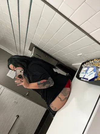 OnlyFans account  buffybootyslayer avatar 1