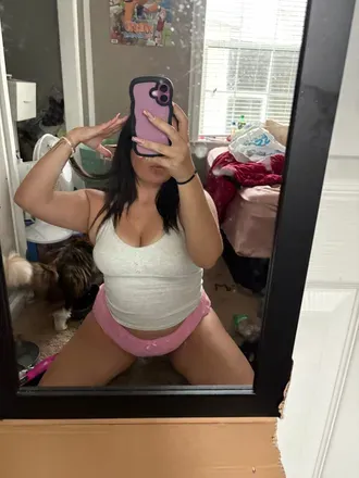 OnlyFans cuenta raenova18 avatar 1
