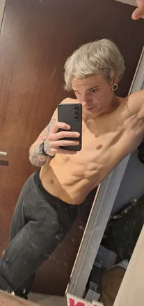 OnlyFans cuenta u220009838 header 2