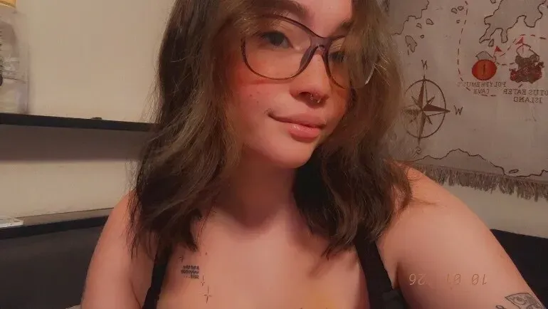 OnlyFans cuenta red_cherry_2 avatar 1