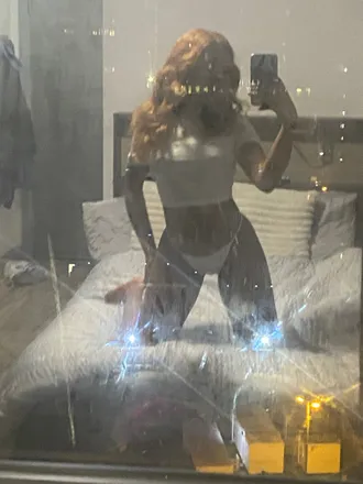 OnlyFans cuenta theebratte header 2