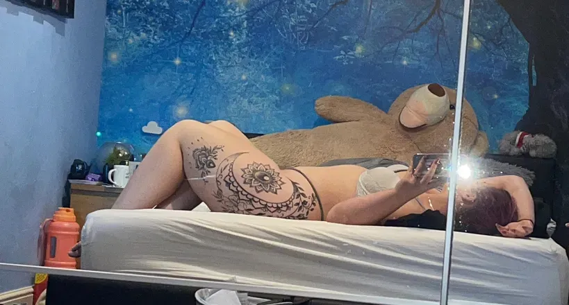 OnlyFans cuenta u190220150 header 2