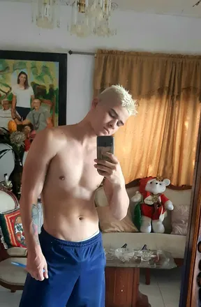 OnlyFans cuenta vanegasss2 header 2