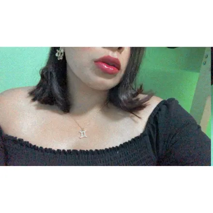 OnlyFans cuenta morena_labiosrojos header 2