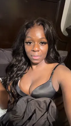 OnlyFans cuenta britney-lynn header 2