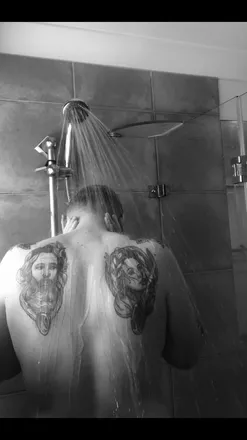 OnlyFans account  findingtrouble header 2