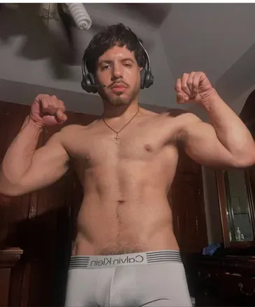 OnlyFans cuenta ivaanmaxxx avatar 1