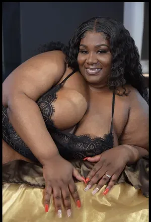 OnlyFans cuenta prettyhips30 avatar 1
