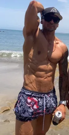 OnlyFans cuenta alextov85 avatar 1