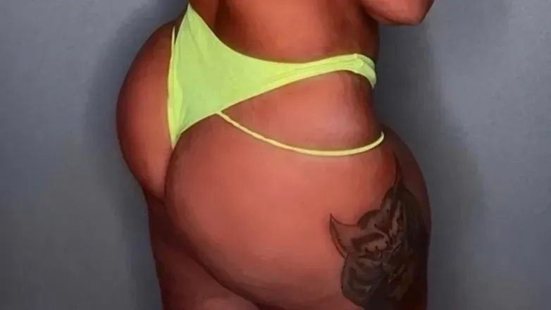 OnlyFans cuenta logan_claire header 2
