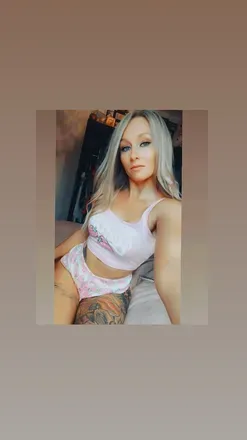 OnlyFans cuenta emsyclairexox avatar 1