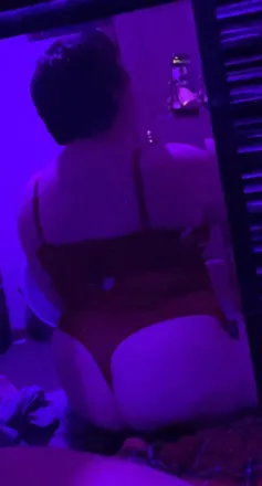 OnlyFans cuenta rosie_stoner22 header 2