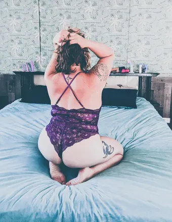 OnlyFans cuenta loveisafetish header 2