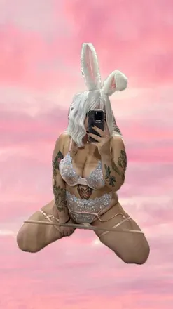 OnlyFans account  aciddefective avatar 1