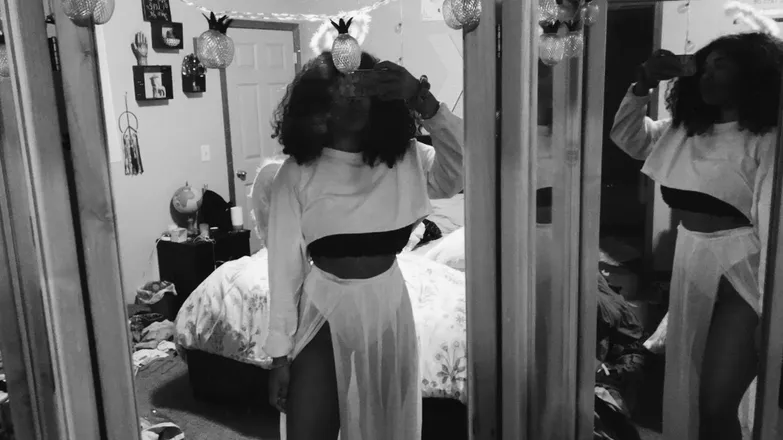 OnlyFans cuenta nervousgal header 2