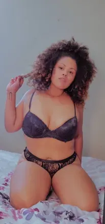 OnlyFans cuenta curves_by_joa avatar 1