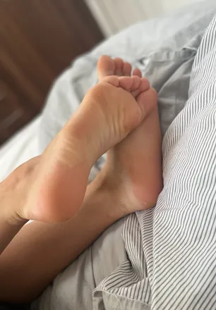 OnlyFans cuenta sugarfeet1011 header 2