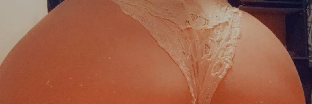 OnlyFans account  barbishotofficial header 2