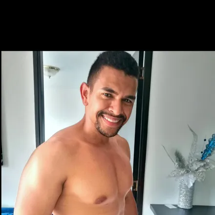 OnlyFans cuenta iam_maikcastillo header 2