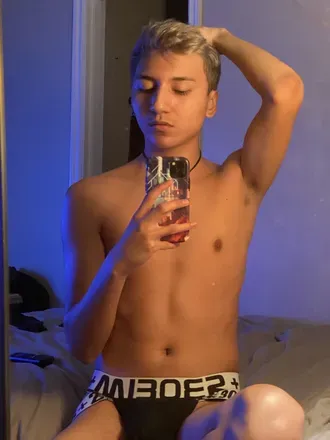 OnlyFans cuenta johnnysquest avatar 1