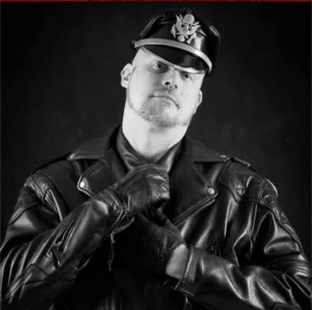 OnlyFans cuenta mastermikeuk header 2