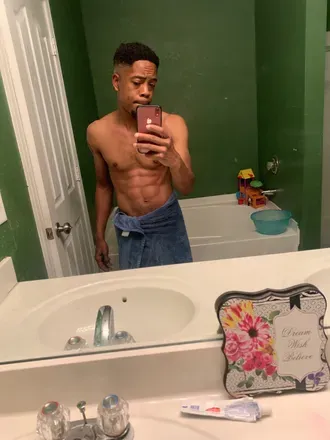 OnlyFans cuenta thatzhimfr avatar 1