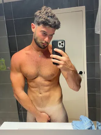 OnlyFans account  masterapex avatar 1