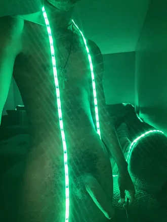 OnlyFans account  temptu header 2