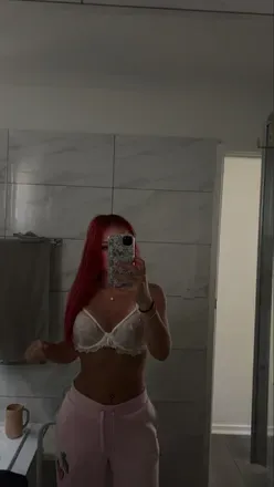 OnlyFans cuenta tamsynrae avatar 1