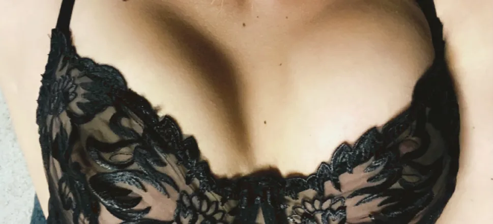 OnlyFans cuenta blondebaddiexox7 header 2