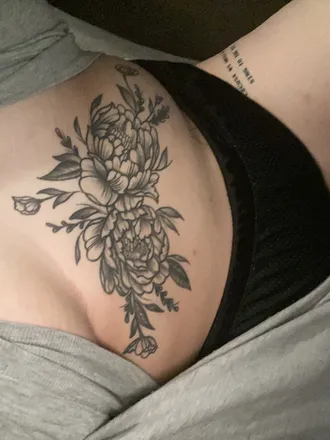 OnlyFans cuenta emlauren02 header 2