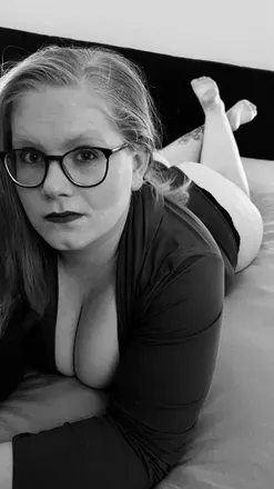 OnlyFans cuenta curvyleo93 avatar 1