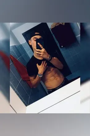 OnlyFans cuenta mrmike20o1 avatar 1