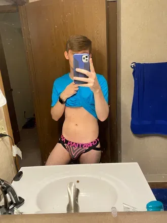 OnlyFans cuenta blue-eyes-twink avatar 1