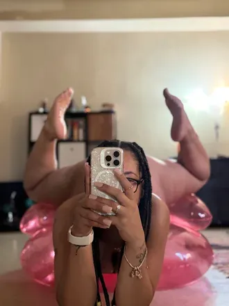 OnlyFans cuenta damnstarrx header 2
