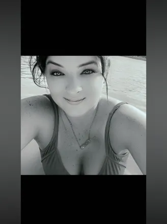 OnlyFans account  wifeymay22 avatar 1