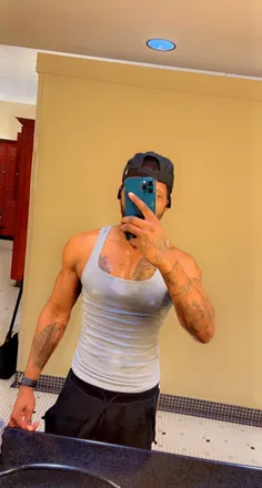 OnlyFans cuenta shadsmoov header 2