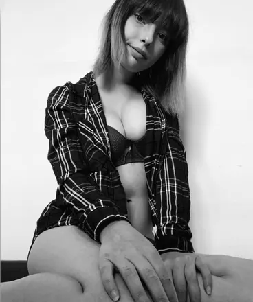 OnlyFans cuenta ralucamorar42 header 2
