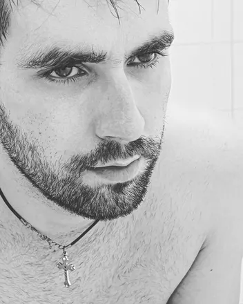 OnlyFans cuenta vladlacatusoficial header 2