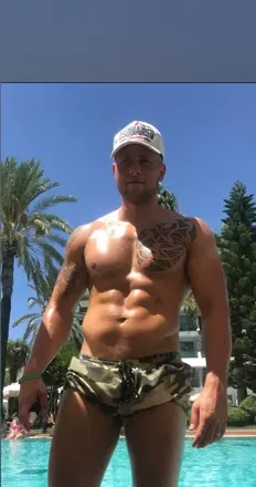 OnlyFans cuenta boyanrobek avatar 1