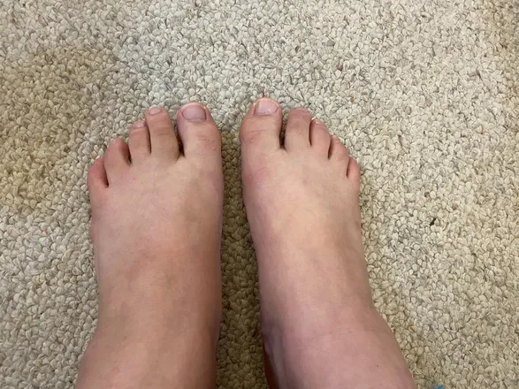 OnlyFans cuenta sexysadiesfeet header 2