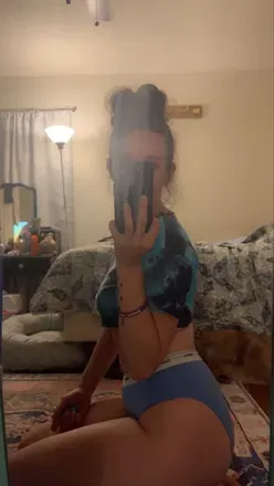 OnlyFans cuenta wildhoneybeexo avatar 1